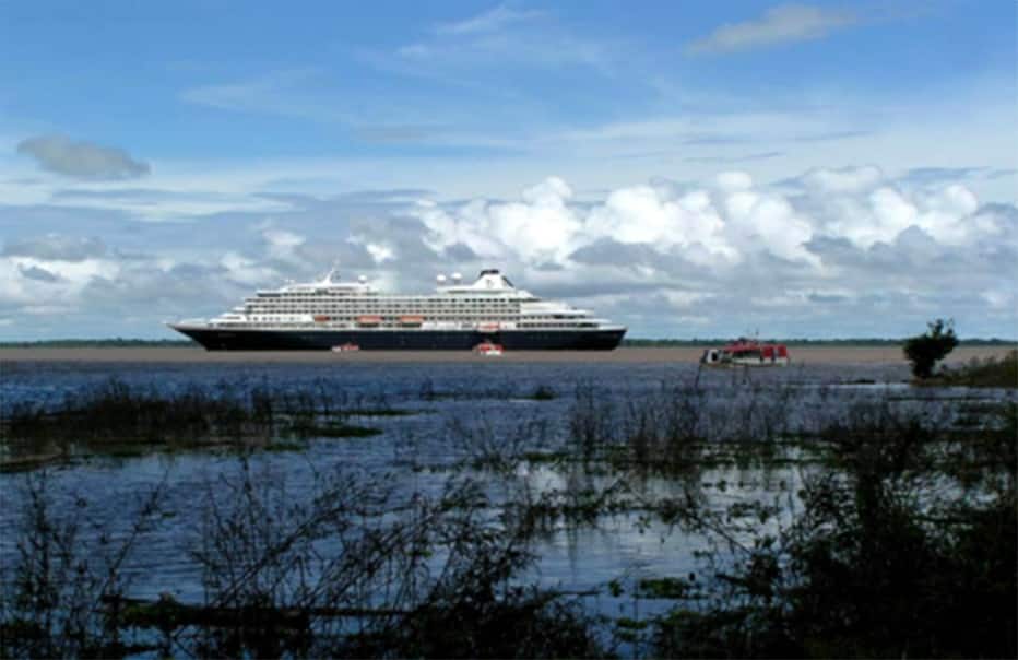Prinsendam cruising the Amazon River, 2004