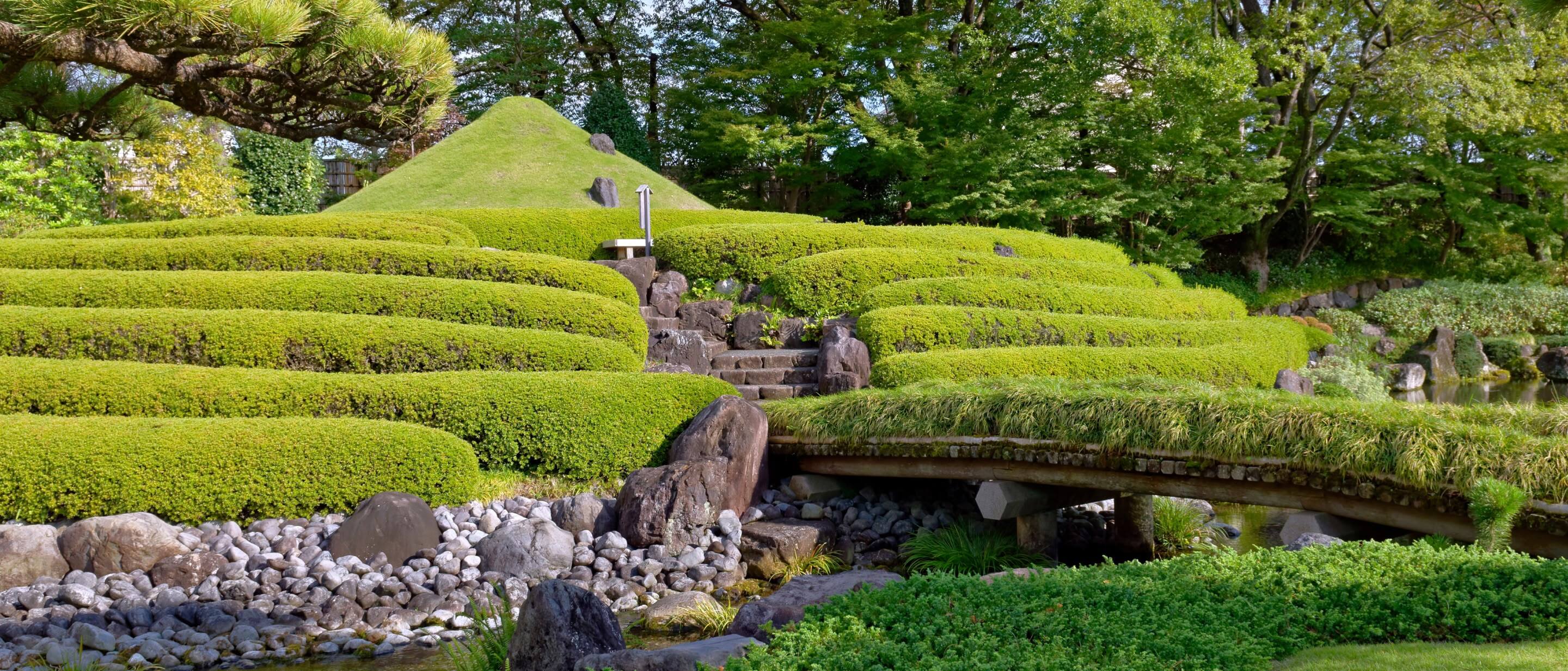 Scenic landscaped garden in Sunpu Park, Shizuoka, Japan.