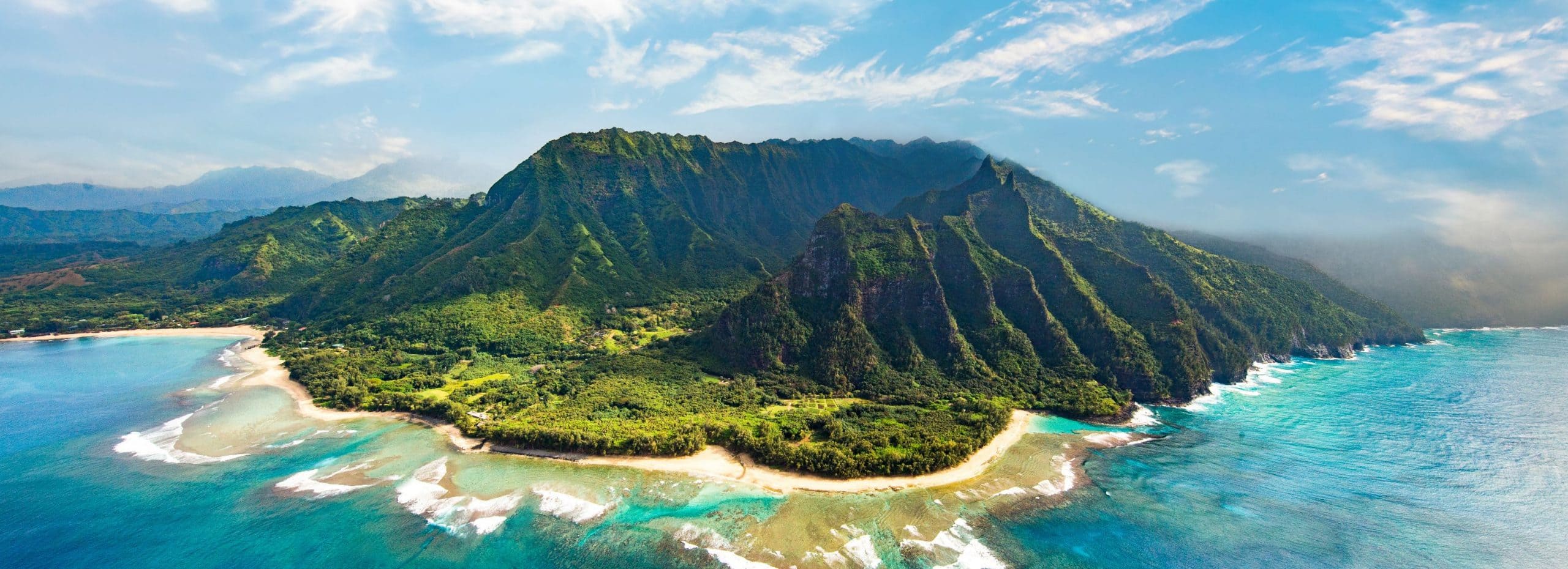 Scenic Cruising Hawaiian Islands