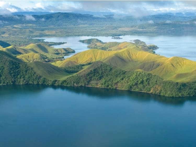 A view of one of the Conflict Islands in Papua New Guinea