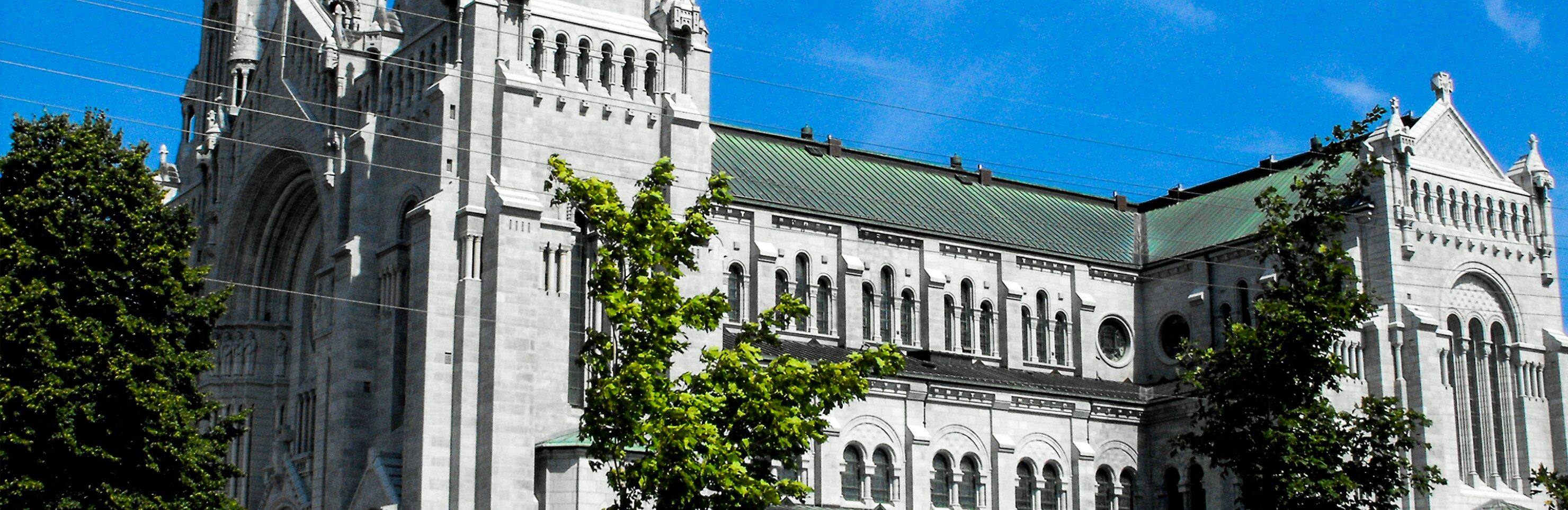 SteAnnedeBeaupre & Montmorency Falls