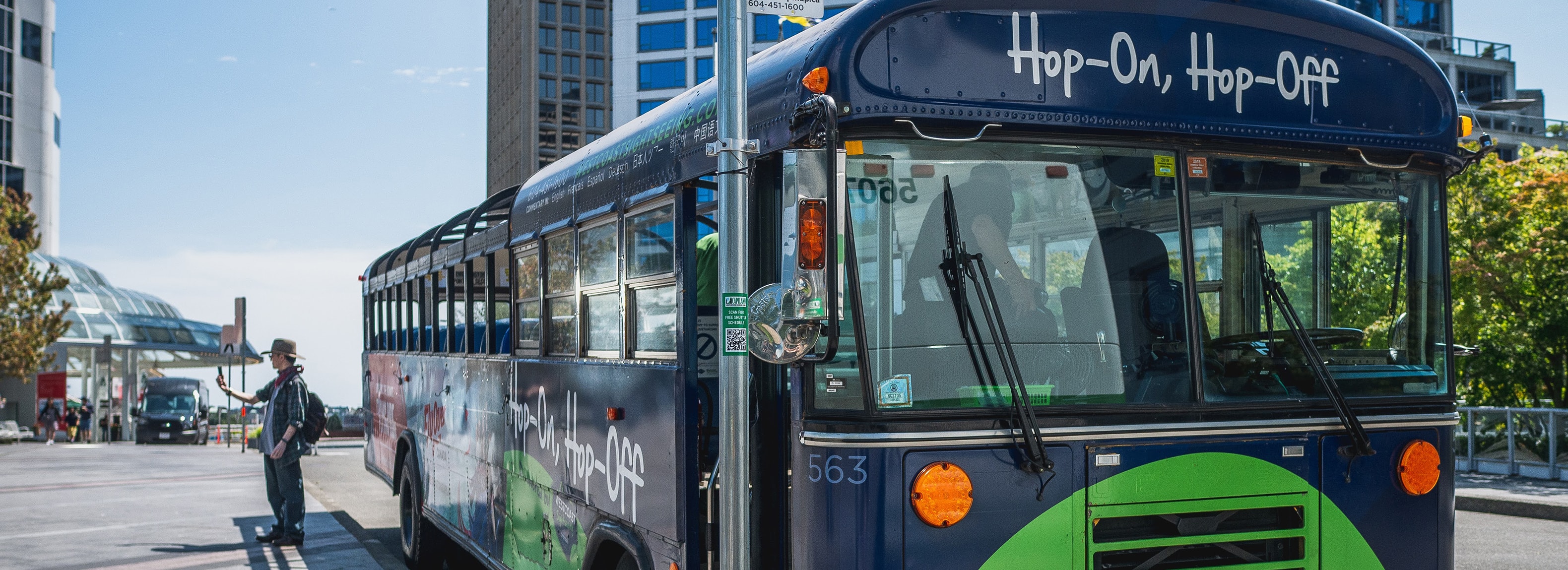 Sightseeing bus at downtown Quebec.