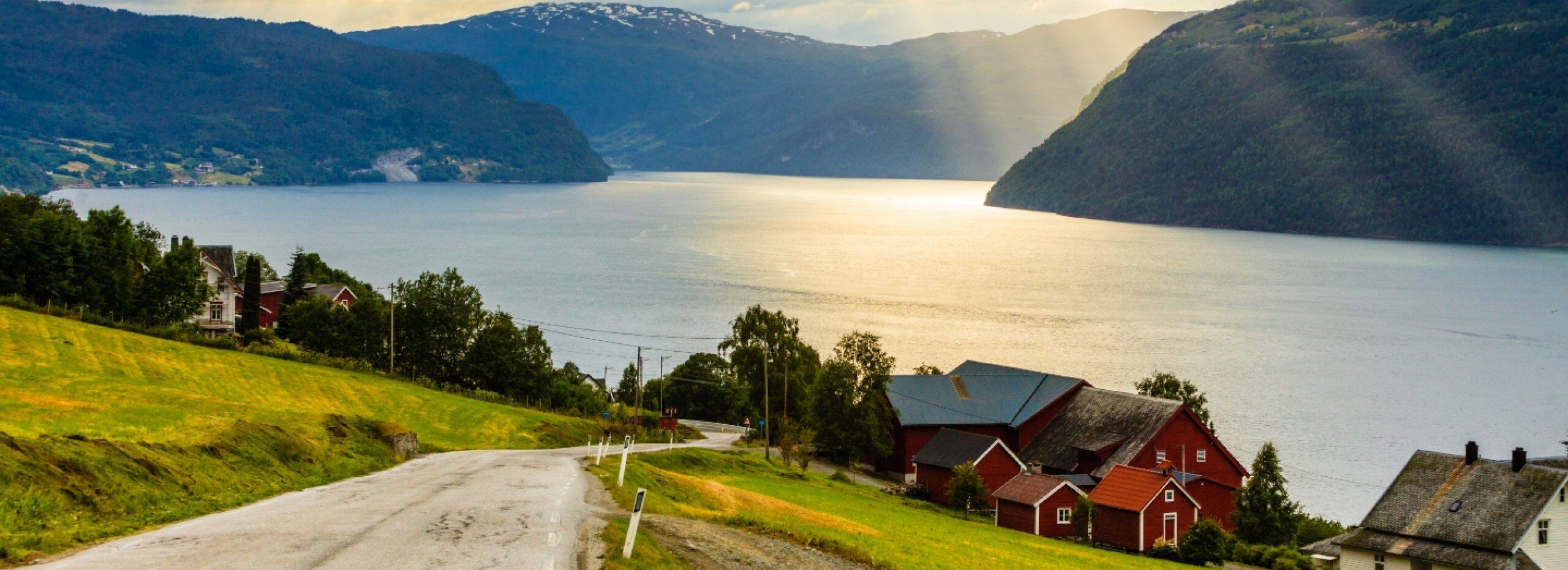Scenic Cruising Nordfjord