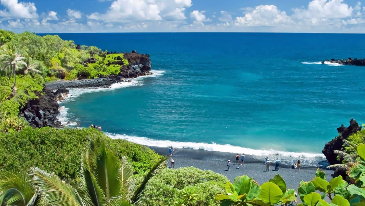 Cruises to Hawaii - Best Hawaiian Cruises 2026 and 2027, image size:1280x722