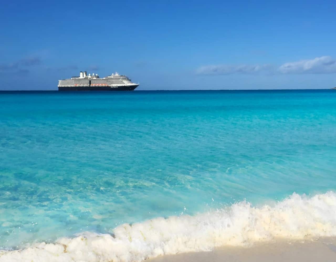 Bahamas Uncrowded Ship Ocean