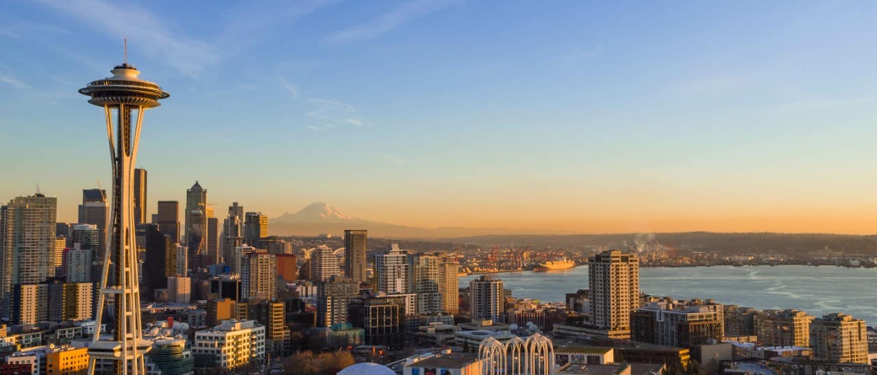 Seattle skyline at dusk, featuring the Space Needle
