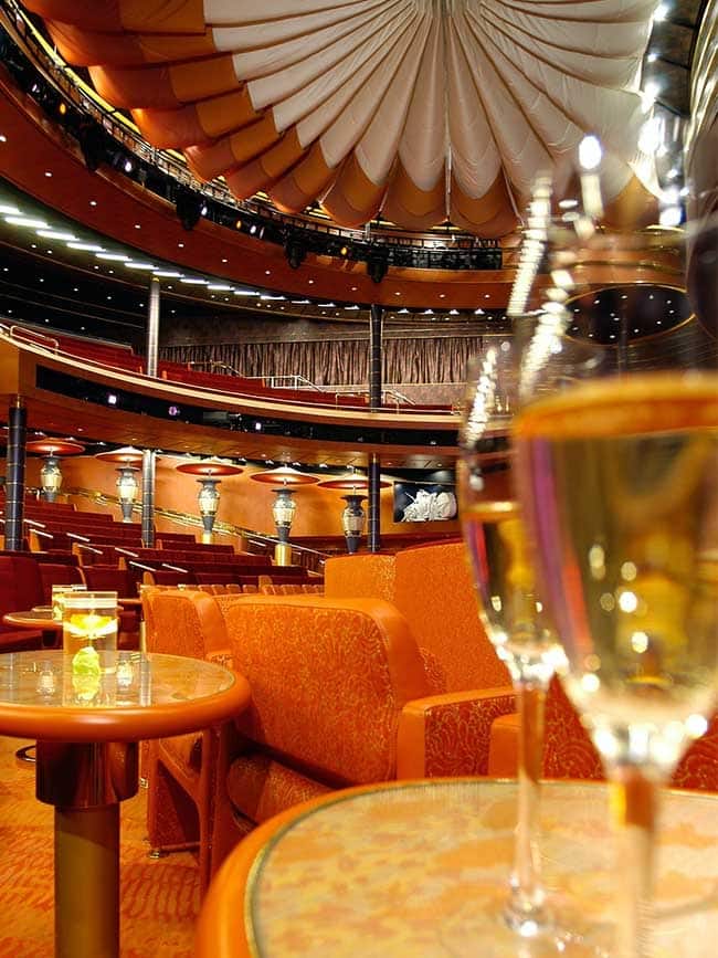 oosterdam world stage