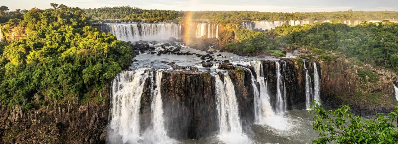 Iguazu Falls, the largest series of waterfalls of the world, located at the Brazilian and Argentinian border